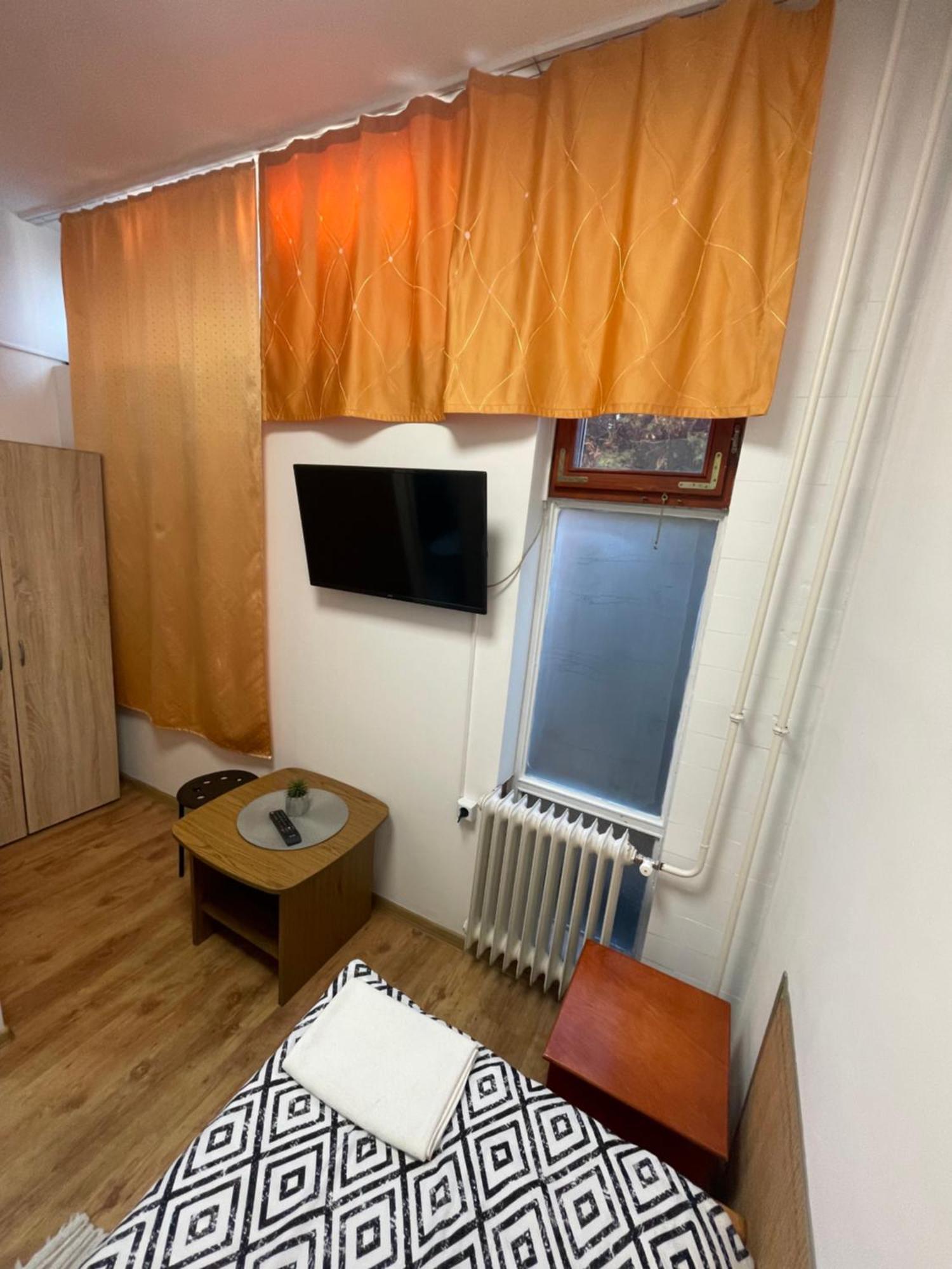 Alom Vendeghaz Hotel Dunaújváros Kültér fotó
