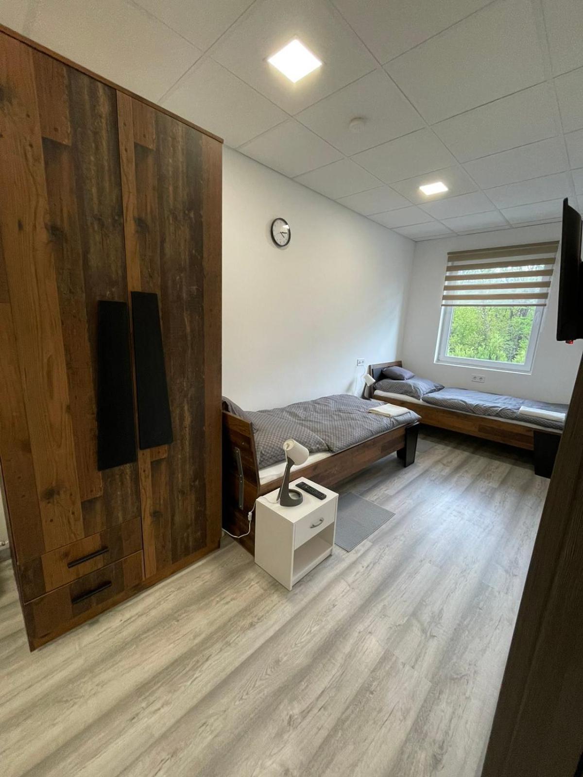 Alom Vendeghaz Hotel Dunaújváros Kültér fotó